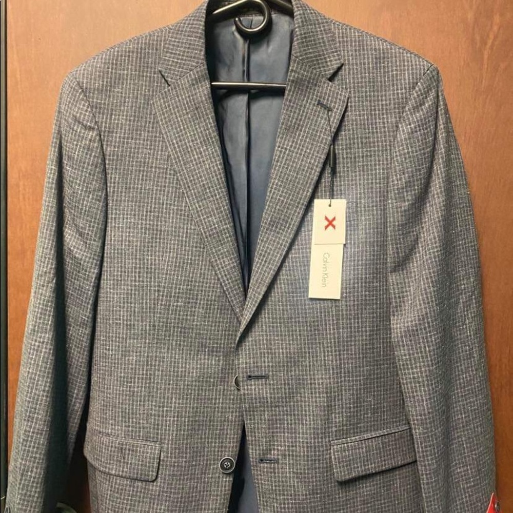 Brand new. Shoot me an offer